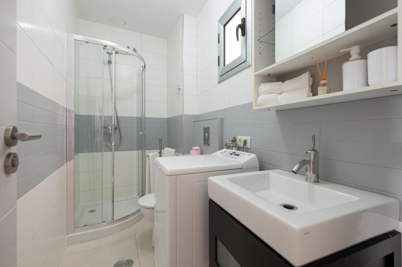 Homeforguest Two-Bedroom Apartment In The Heart Of Triana Las Palmas de Gran Canaria Extérieur photo